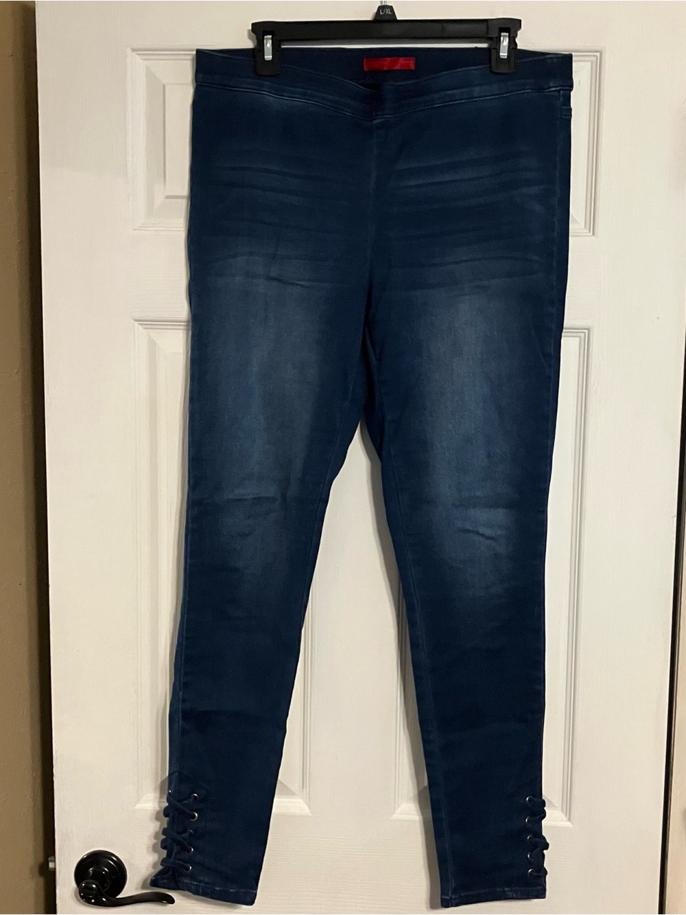 Jennifer Lopez JLo Dark Wash Lace Up Hem Pull On Jeggings Size 12